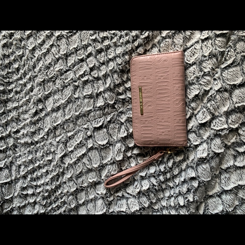 Steve Madden wallet